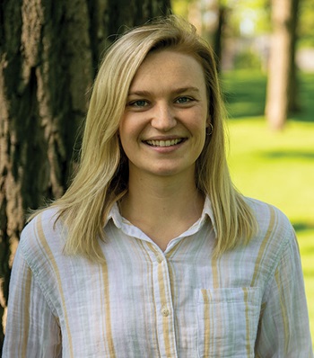 Maria Koenen smiling